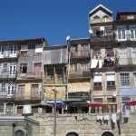 Altstadt Porto-vom Douro aus gesehen
